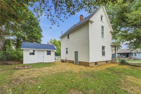 1405 Wabash Court NE Canton OH 44705