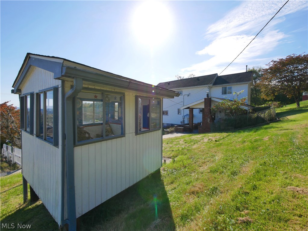5 Crescent Road Martins Ferry OH 43935