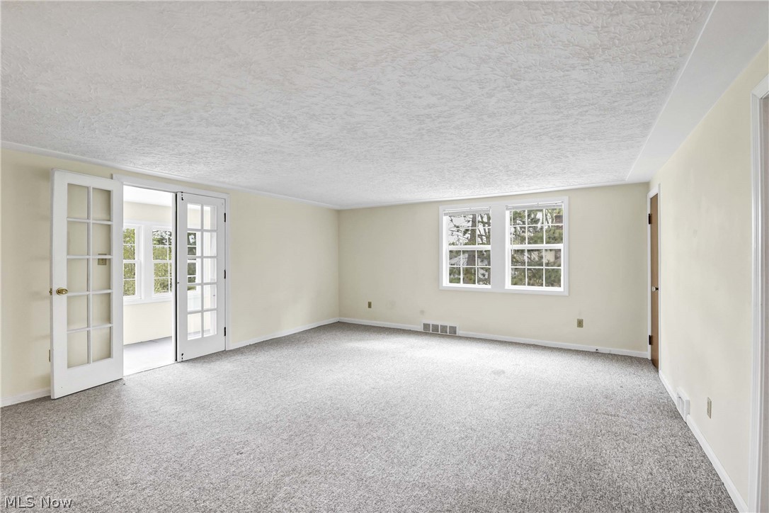 33015 Detroit Road Avon OH 44011