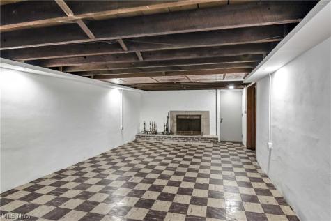 33015 Detroit Road Avon OH 44011