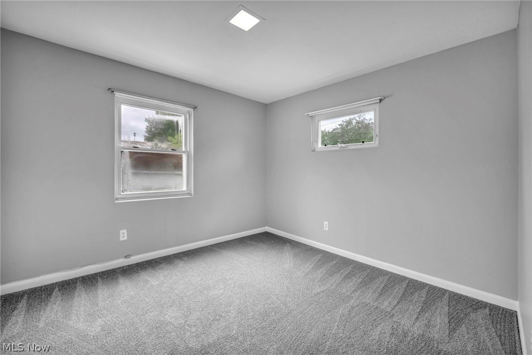 160 Boston Avenue Elyria OH 44035