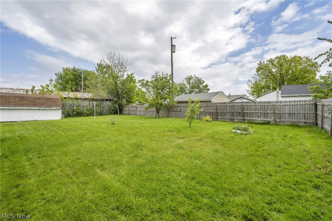 160 Boston Avenue Elyria OH 44035