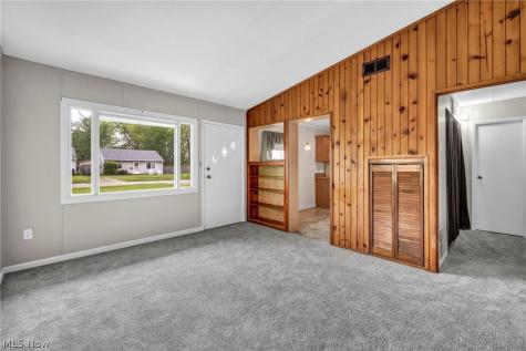 160 Boston Avenue Elyria OH 44035