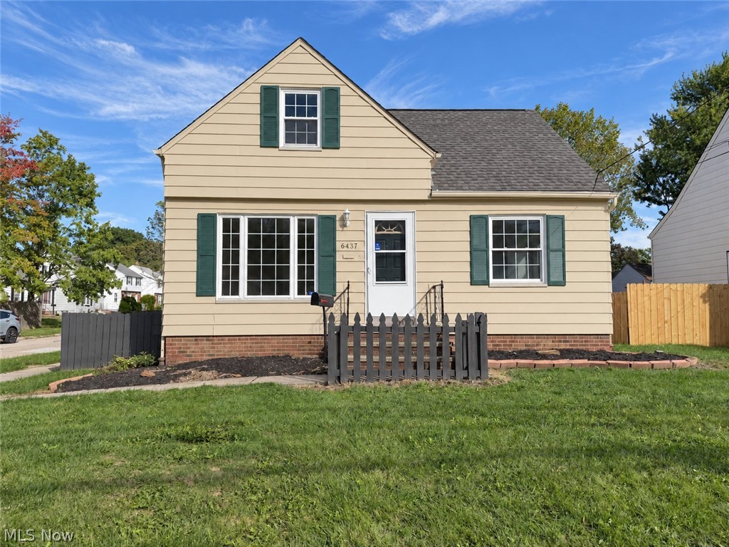 6437 Westminster Drive Cleveland OH 44129