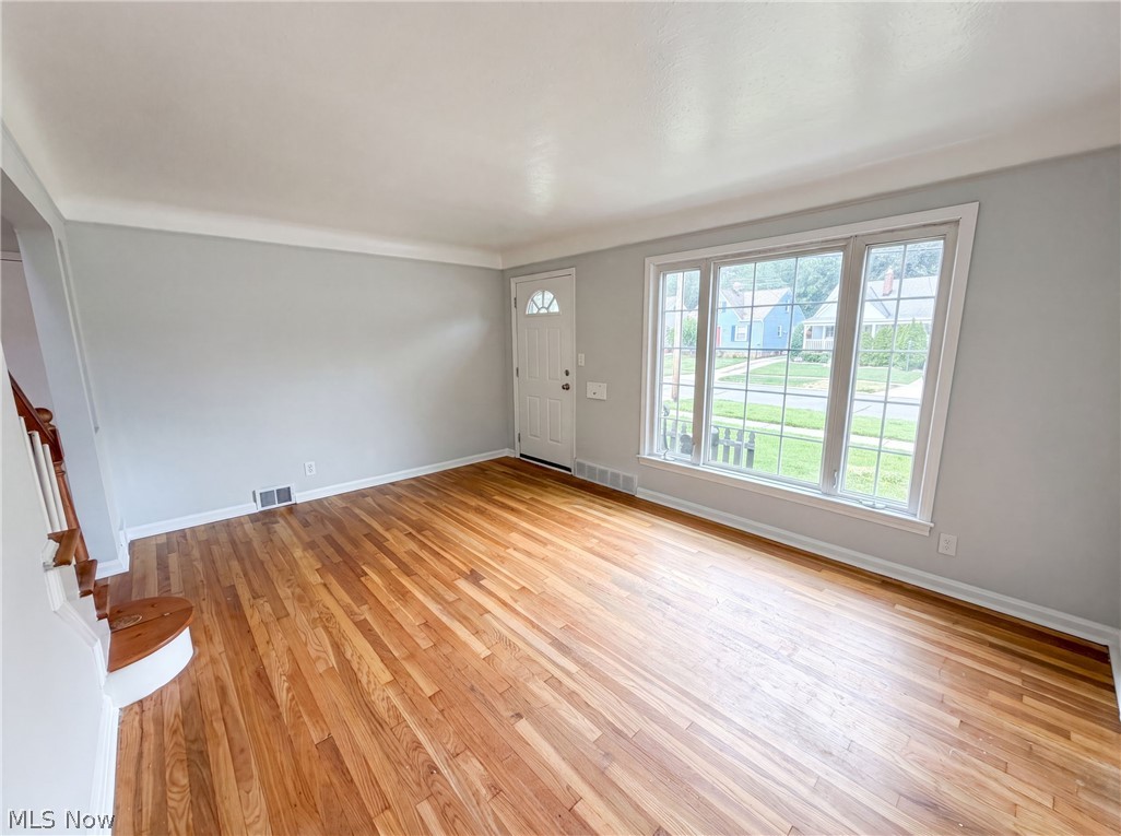 6437 Westminster Drive Cleveland OH 44129