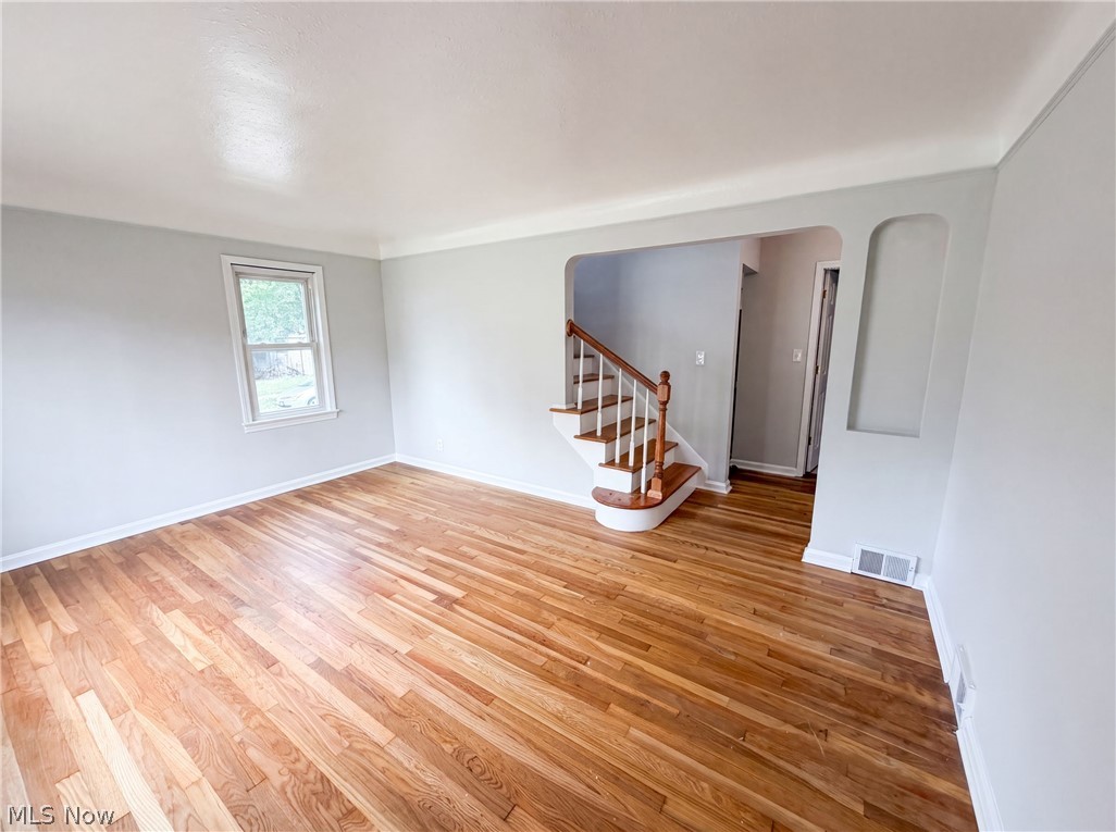 6437 Westminster Drive Cleveland OH 44129