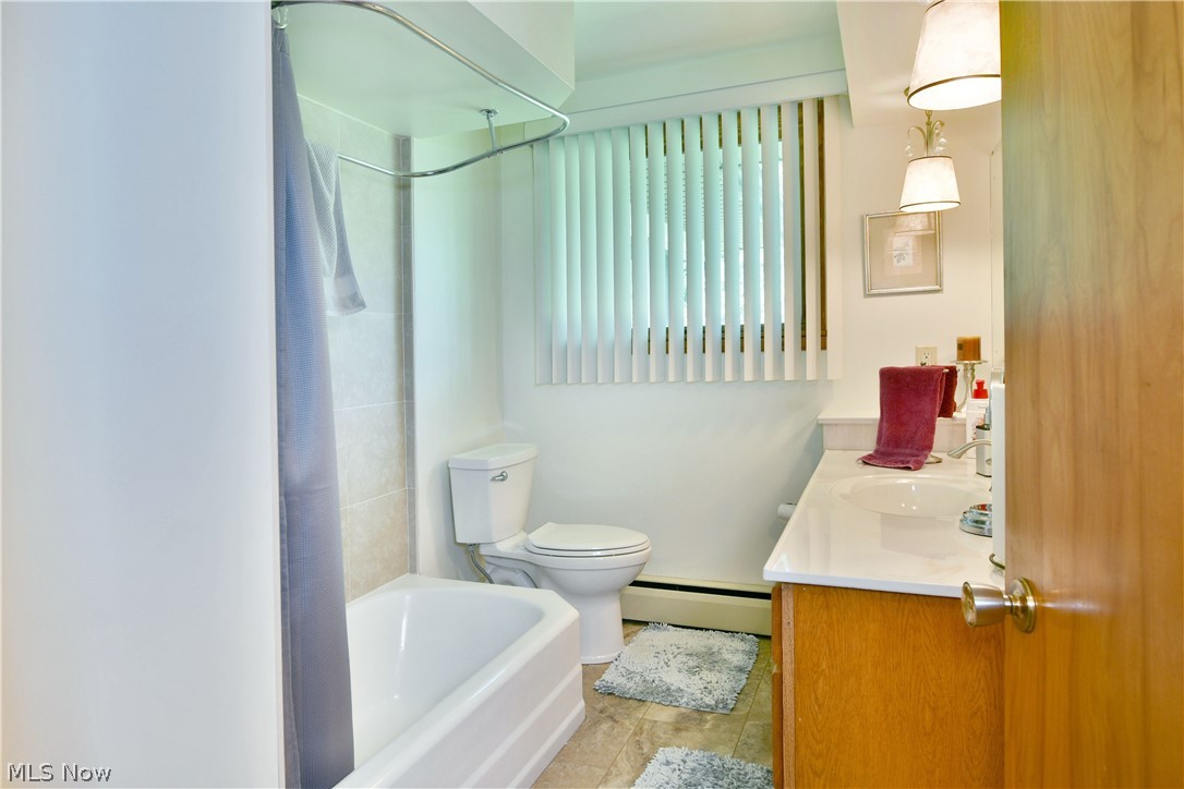 208 Broadway Avenue SE Warren OH 44484