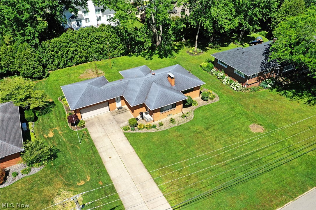 208 Broadway Avenue SE Warren OH 44484