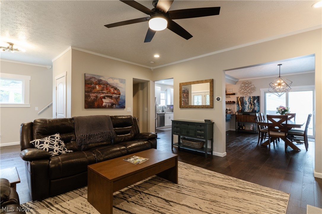 3880 Washington Park Boulevard Newburgh Heights OH 44105