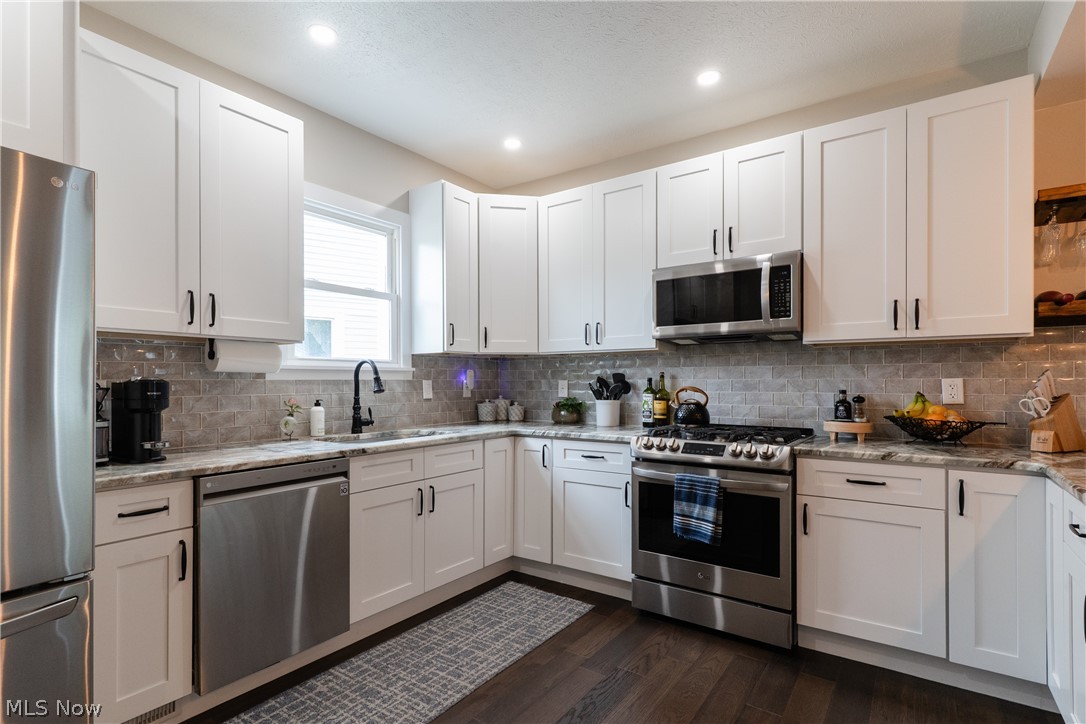 3880 Washington Park Boulevard Newburgh Heights OH 44105
