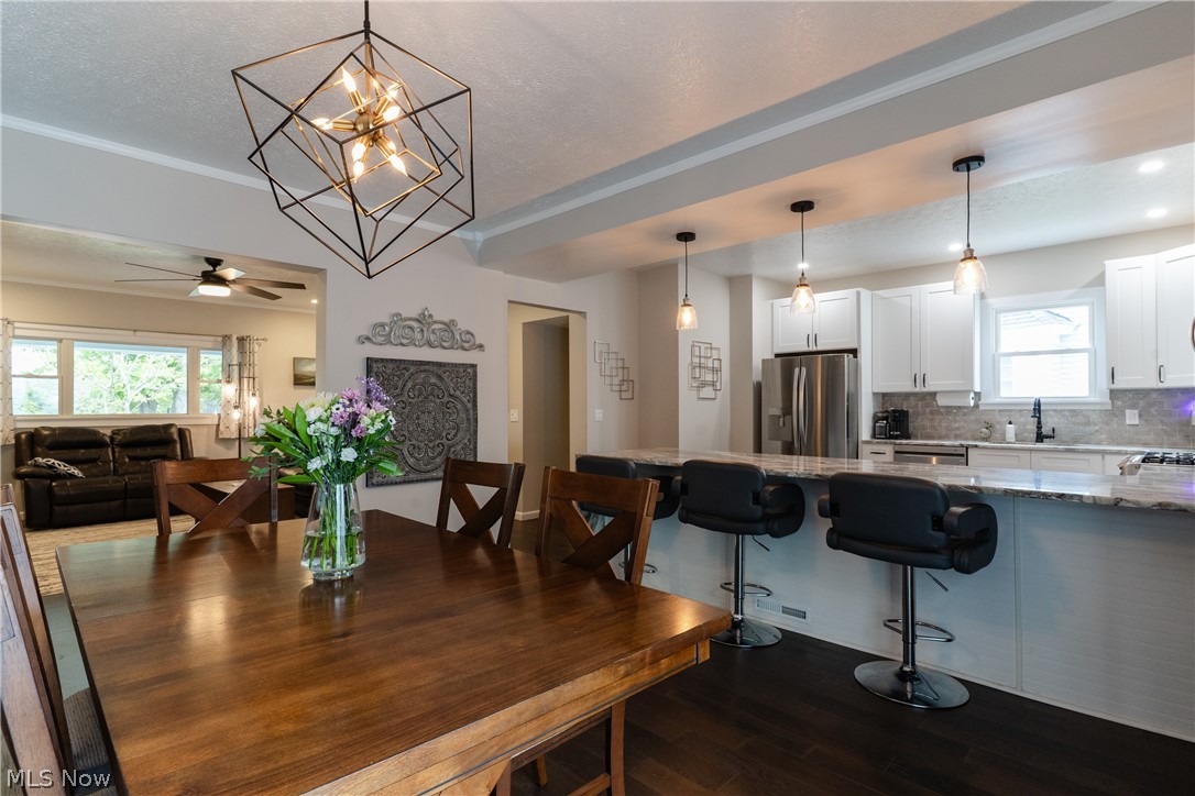 3880 Washington Park Boulevard Newburgh Heights OH 44105