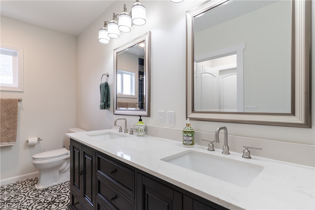 3880 Washington Park Boulevard Newburgh Heights OH 44105