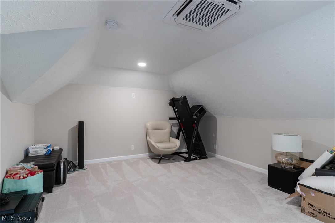 3880 Washington Park Boulevard Newburgh Heights OH 44105