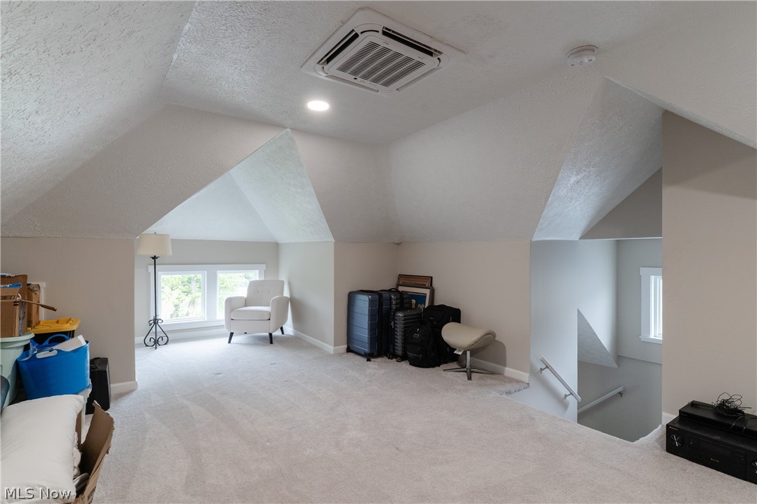 3880 Washington Park Boulevard Newburgh Heights OH 44105
