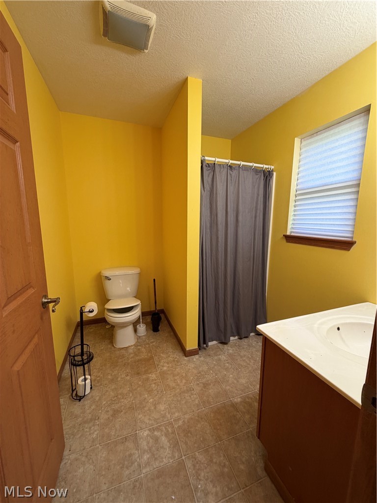 1504 White Avenue Akron OH 44307