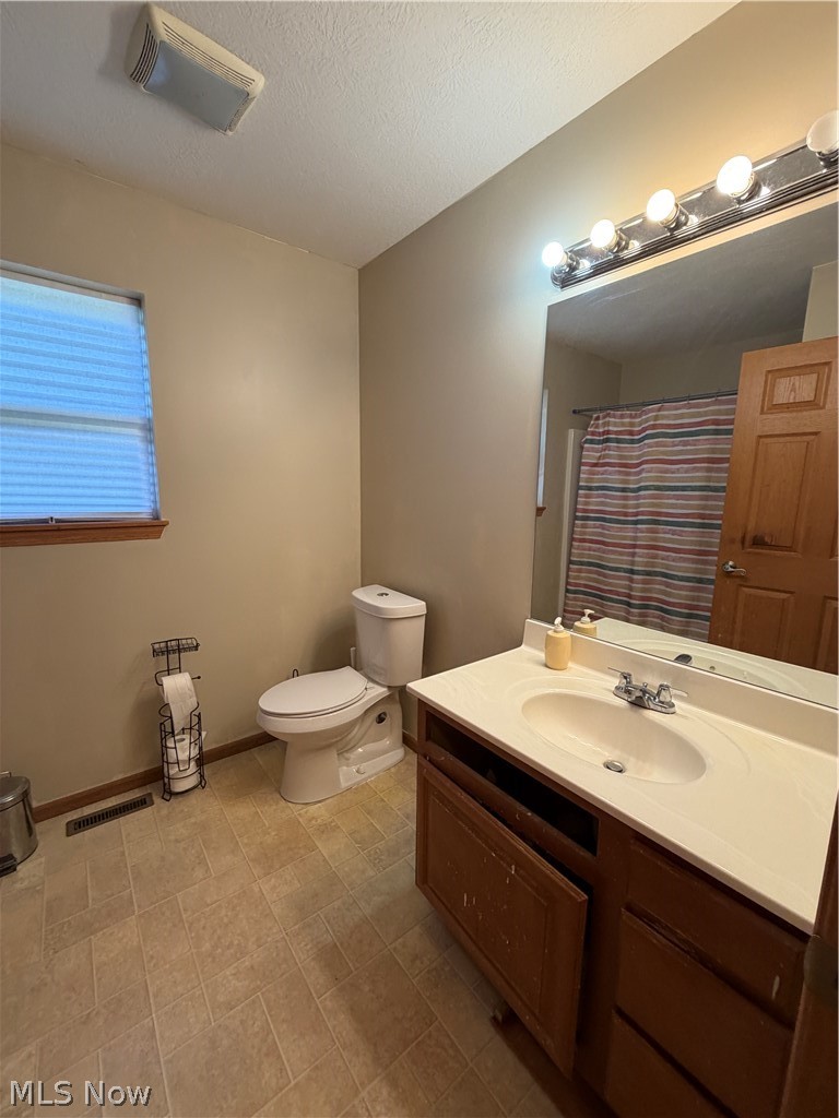 1504 White Avenue Akron OH 44307