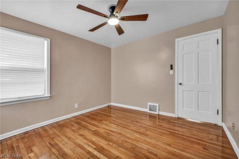 21202 Gardenview Drive Maple Heights OH 44137