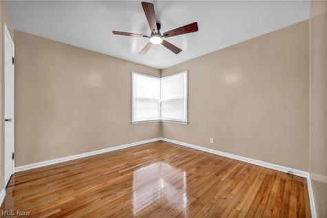 21202 Gardenview Drive Maple Heights OH 44137