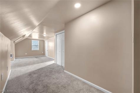 21202 Gardenview Drive Maple Heights OH 44137