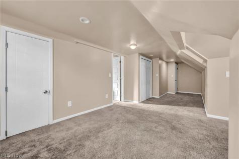 21202 Gardenview Drive Maple Heights OH 44137