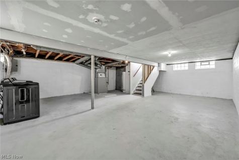21202 Gardenview Drive Maple Heights OH 44137
