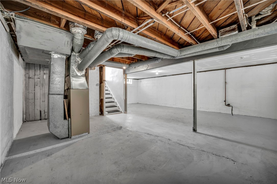 21202 Gardenview Drive Maple Heights OH 44137