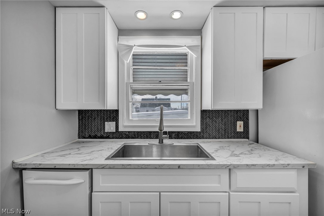 21202 Gardenview Drive Maple Heights OH 44137
