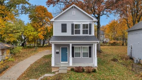 492 Douglas Street Akron OH 44307