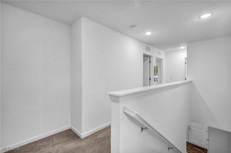 492 Douglas Street Akron OH 44307