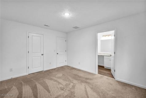 492 Douglas Street Akron OH 44307