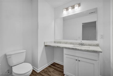 492 Douglas Street Akron OH 44307