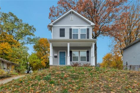 492 Douglas Street Akron OH 44307