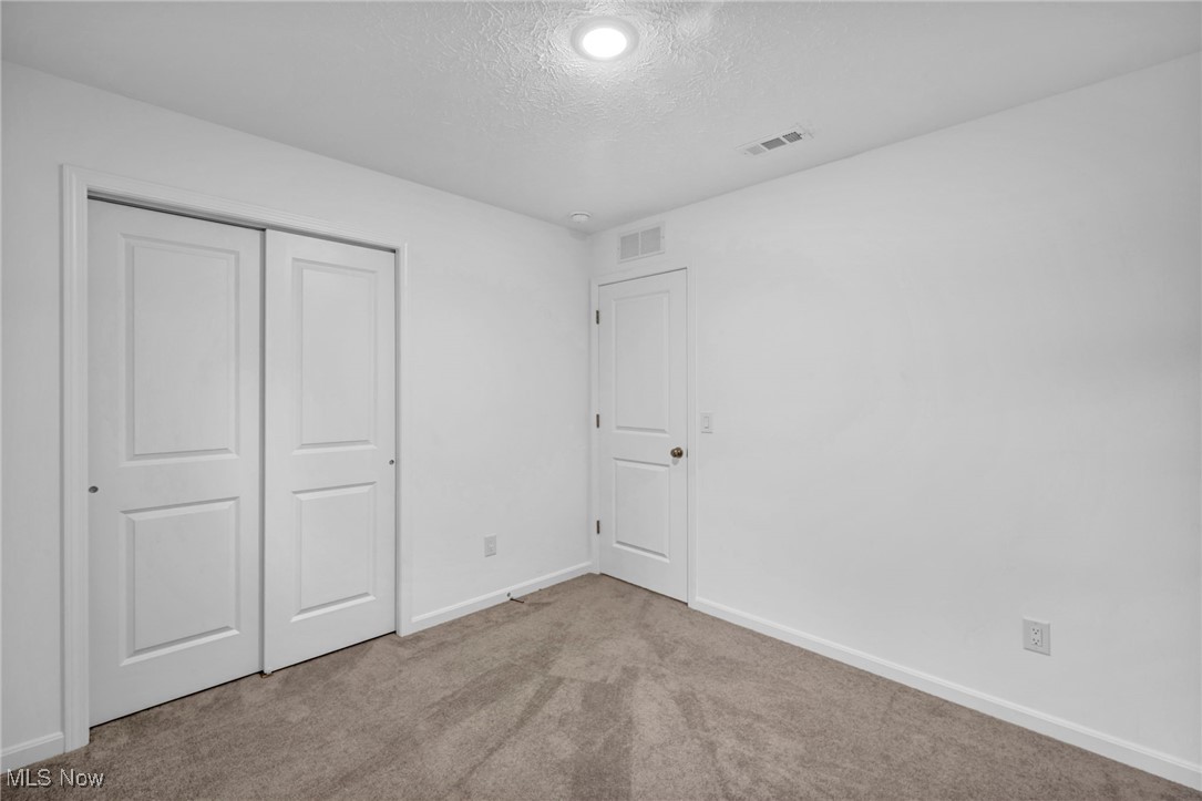 492 Douglas Street Akron OH 44307