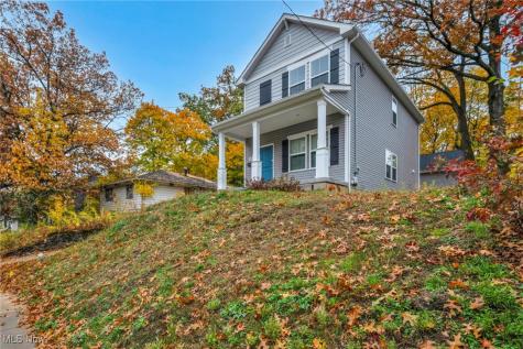 492 Douglas Street Akron OH 44307