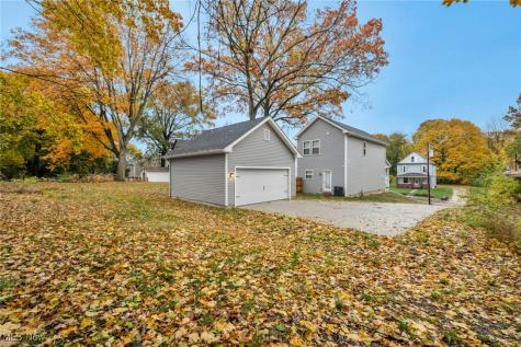 492 Douglas Street Akron OH 44307