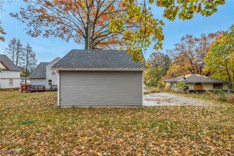 492 Douglas Street Akron OH 44307