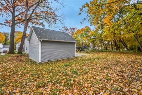 492 Douglas Street Akron OH 44307