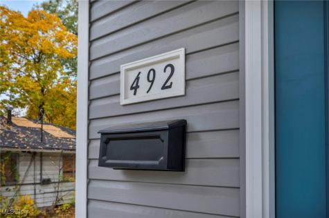 492 Douglas Street Akron OH 44307