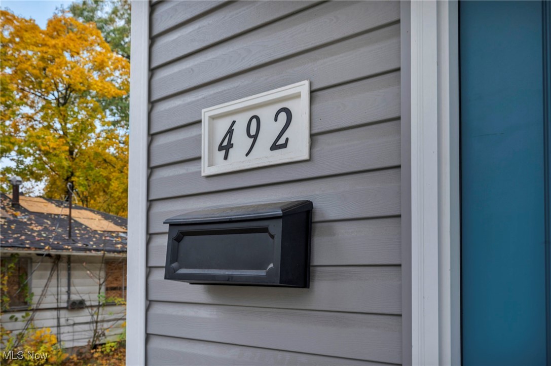 492 Douglas Street Akron OH 44307