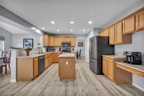 4195 Jenee Drive Lorain OH 44053