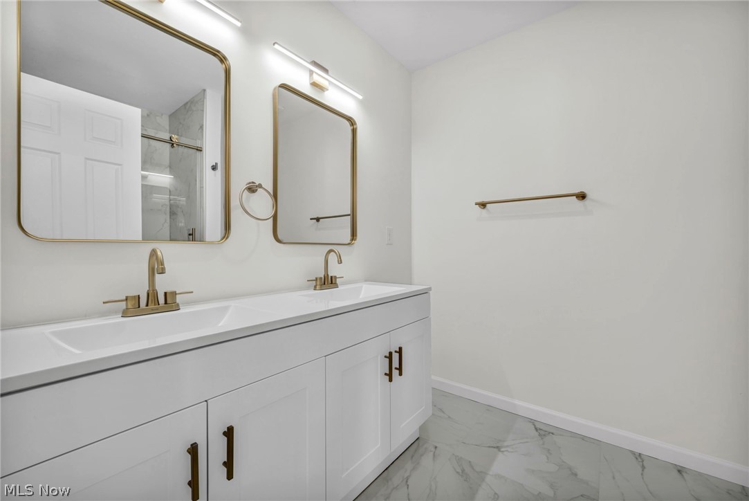 5179 Milo Avenue Maple Heights OH 44137