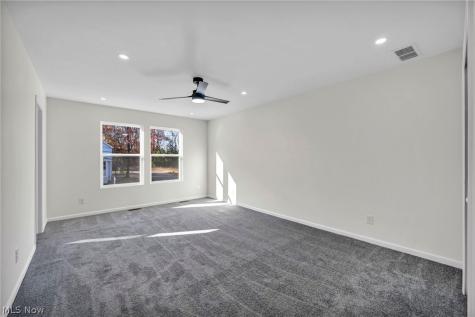 5179 Milo Avenue Maple Heights OH 44137