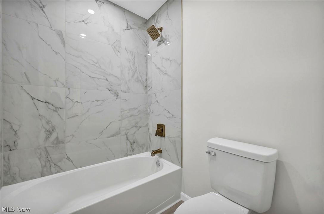 5197 Milo Avenue Maple Heights OH 44137