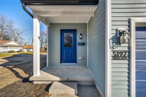 5179 Milo Avenue Maple Heights OH 44137