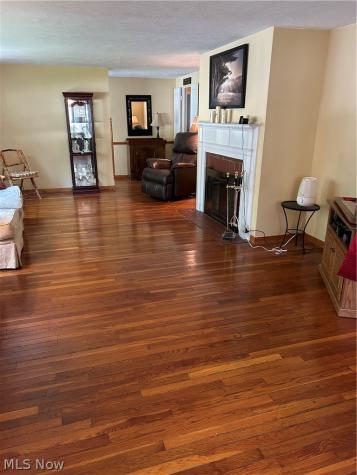 41 8th Street Barberton OH 44203