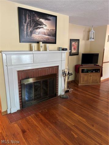 41 8th Street Barberton OH 44203