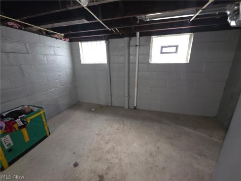 3395 W 91st Street Cleveland OH 44102