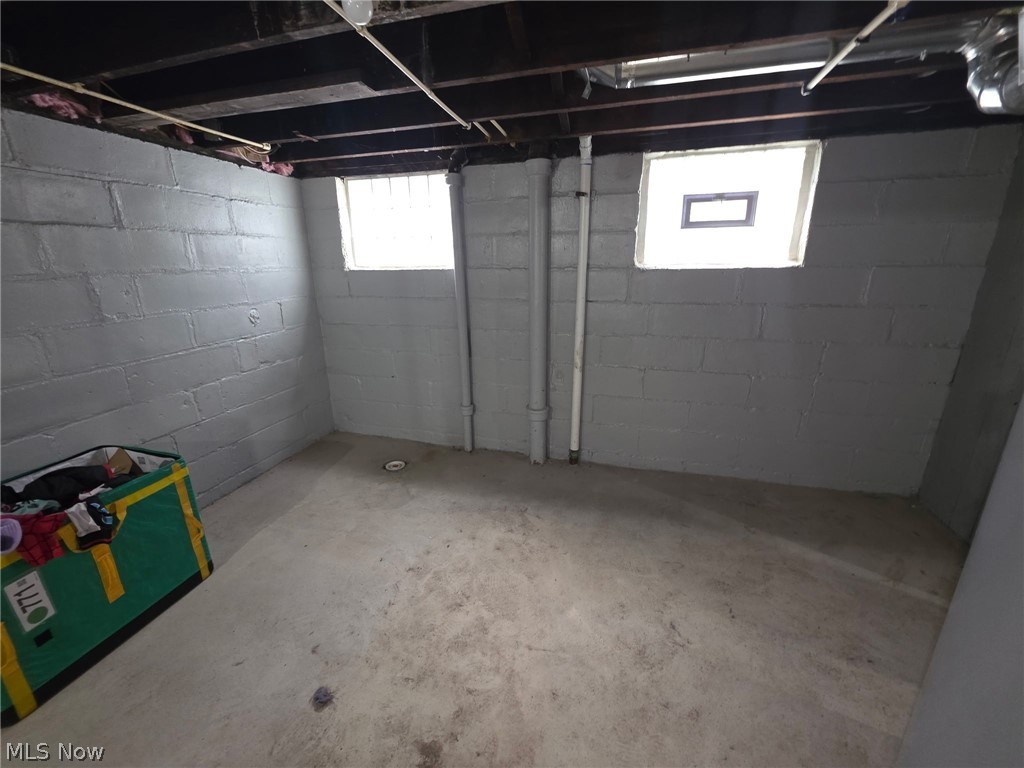 3395 W 91st Street Cleveland OH 44102
