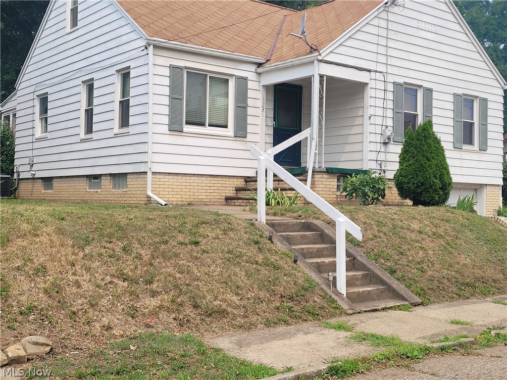 1231 Homedale Avenue NW Canton OH 44708
