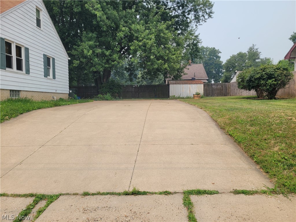 1231 Homedale Avenue NW Canton OH 44708